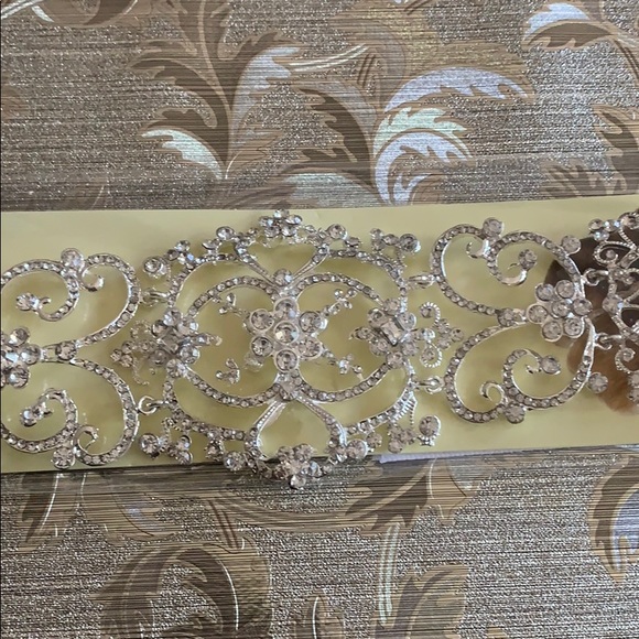 Bridal Crystal Accessory Belt or Headband - Picture 2 of 5